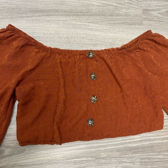 Crop top size small - Picture 2 of 6